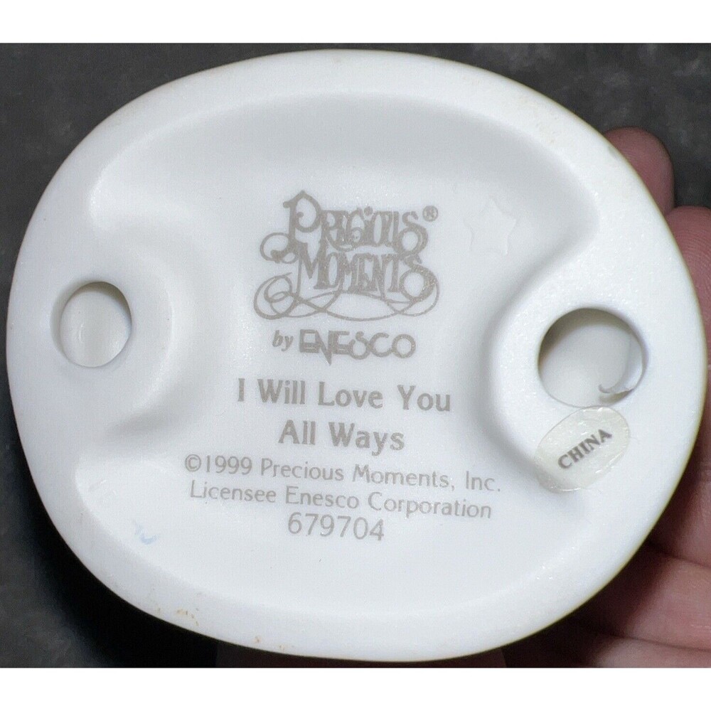 Precious Moments Figurine “I will Love You Always” 1999 679704 - Picture 7 of 7